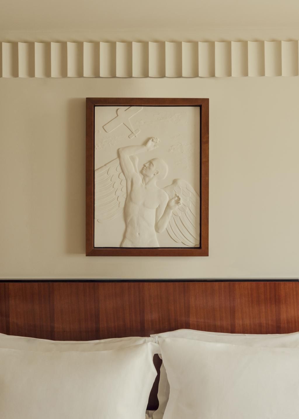Art Hotel in Paris: Discover the Artistic Wonders at Hôtel des Grands Voyageurs